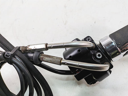 2012 Harley FLD Dyna Switchback Right Control Switch Throttle Grip Set 72948-12 {{ shop.shopifyCountryName }} - Mototech271