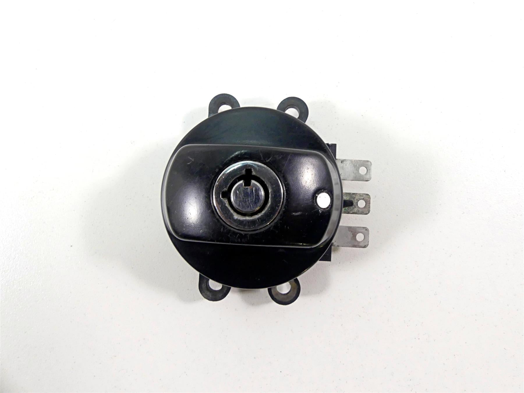 2014 Harley VRSCF Muscle V-Rod Ignition Switch Lock Unlocked -VIN 70020-05 {{ shop.shopifyCountryName }} - Mototech271