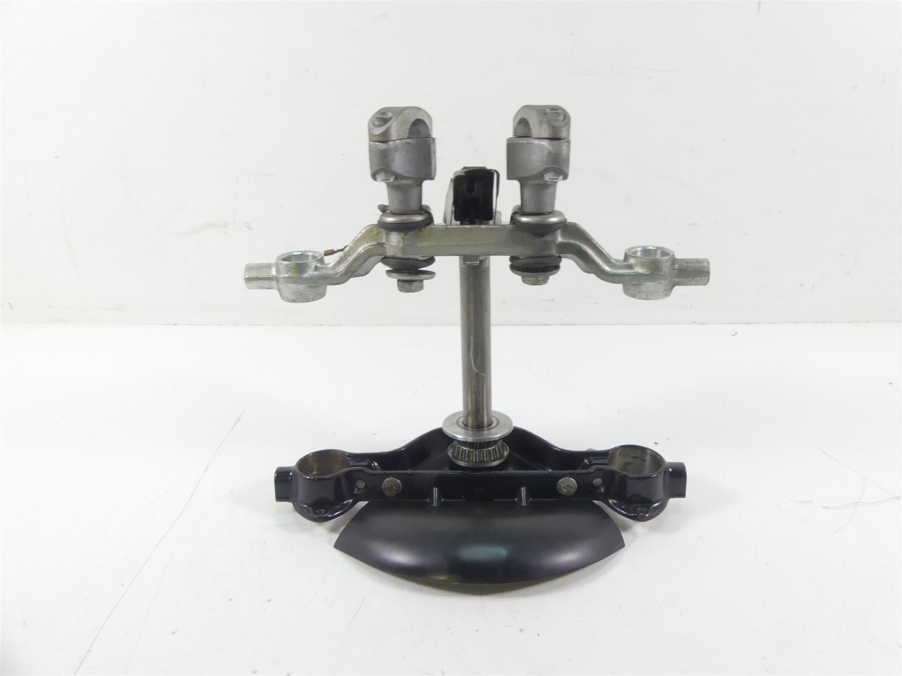 1989 Harley Touring FLTC Tour Glide Upper Lower Tiple Tree Riser Set 45435-83B {{ shop.shopifyCountryName }} - Mototech271