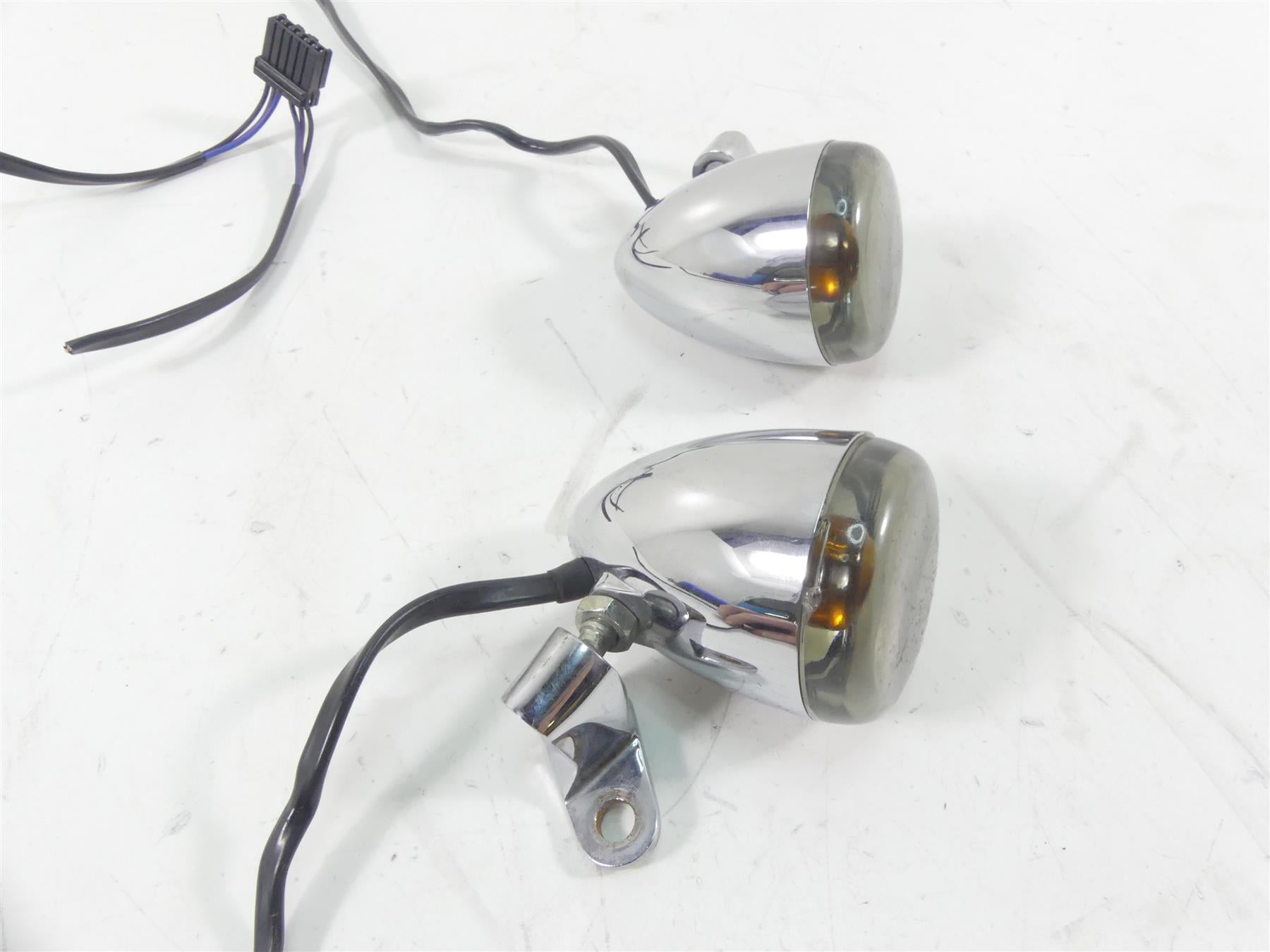 2007 Harley Touring FLHR SE CVO Road King Front Turn Signal Set - Read 68614-03 {{ shop.shopifyCountryName }} - Mototech271