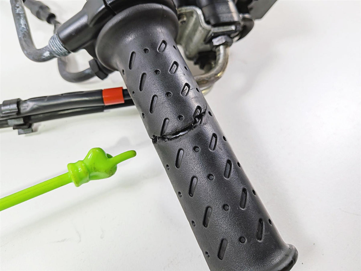 2016 Aprilia RSV 1100 Tuono V4 Factory Accelerator Position Sensor Grip B044414 {{ shop.shopifyCountryName }} - Mototech271