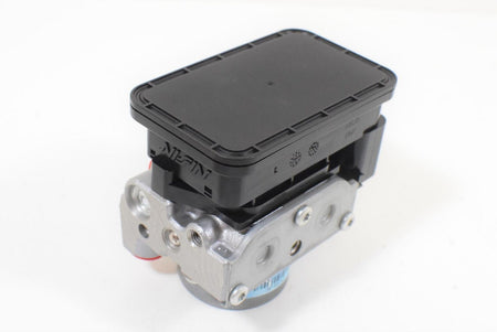 2013 Triumph Street Triple 675 R NISSIN ABS Brake Module Pump Unit T2021487 {{ shop.shopifyCountryName }} - Mototech271