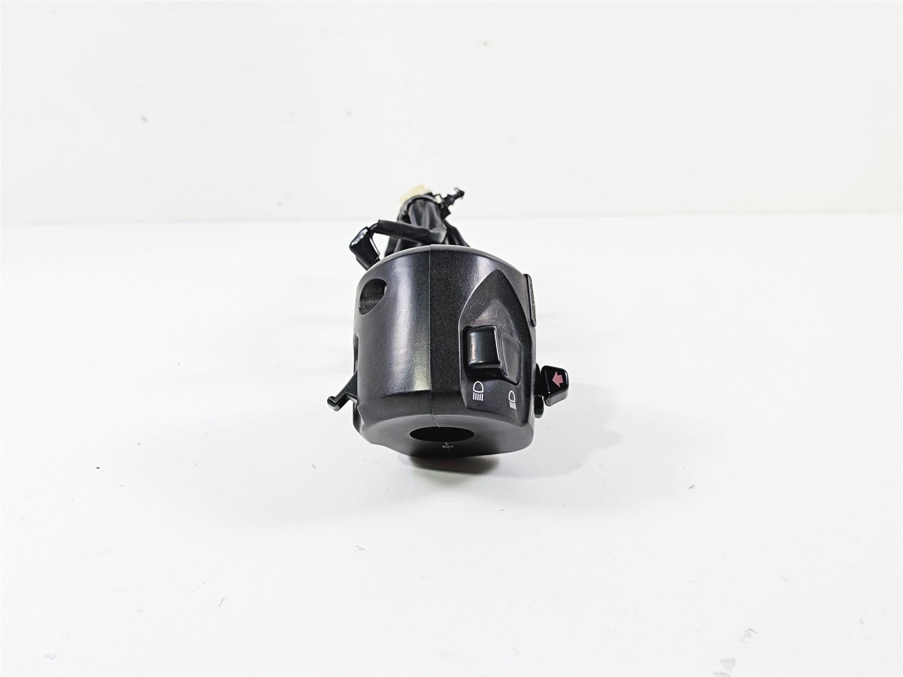 2017 Victory Octane 1200 Left Hand Turn Signal Control Switch 4014451 {{ shop.shopifyCountryName }} - Mototech271