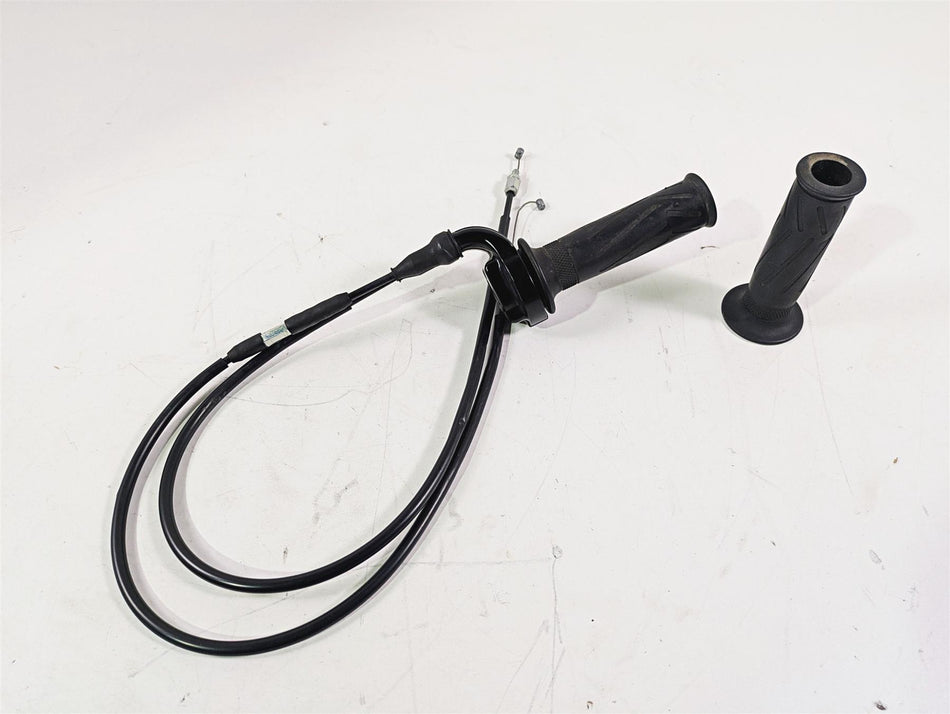 2009 Yamaha FZ1 FZS10 Fazer Hand Throttle Grip Cable Set 3LN-26281-01-00 {{ shop.shopifyCountryName }} - Mototech271