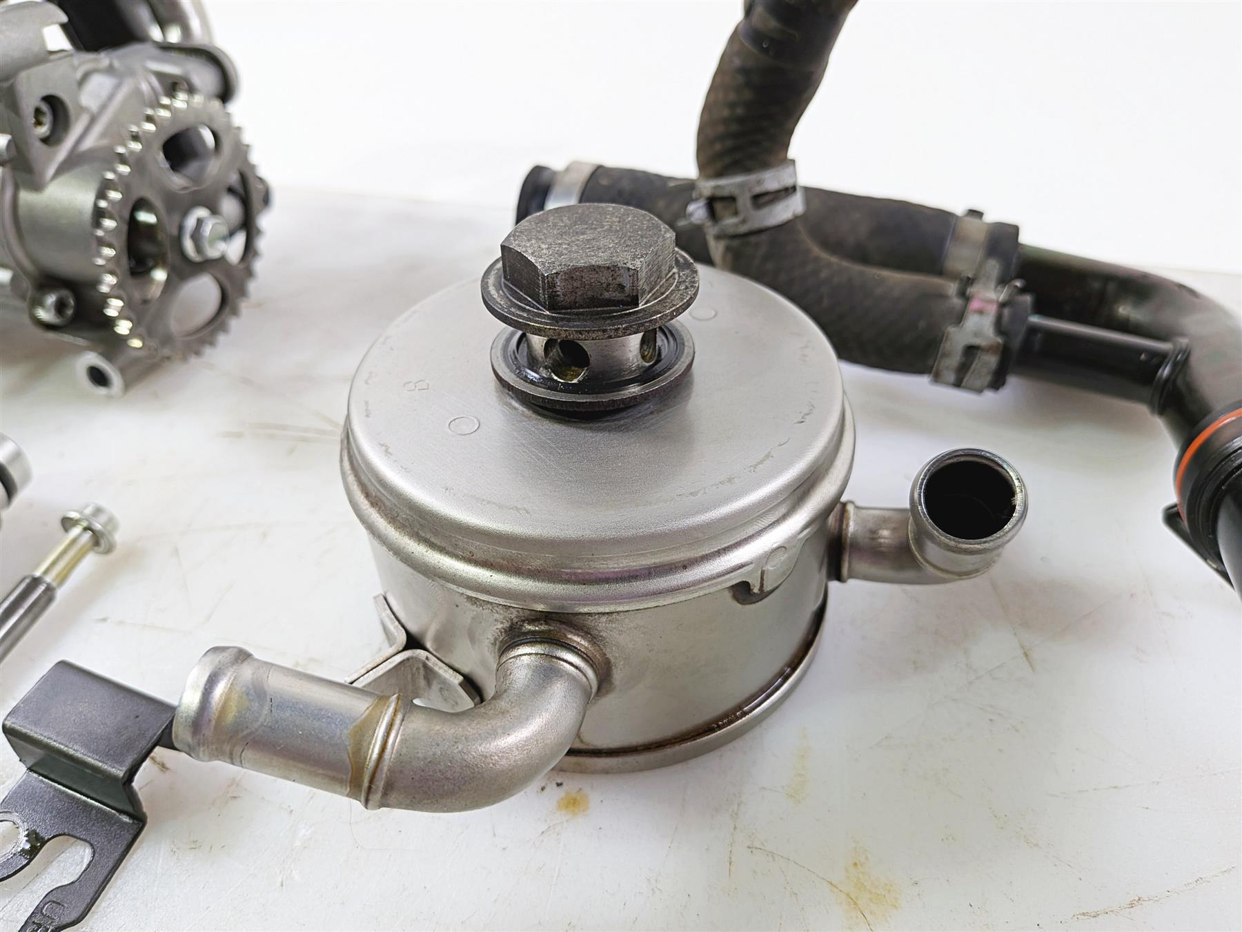 2008 Yamaha YZF R1 RN19 Oil & Water Pump Assembly - Tested 4C8-12420-21-00 {{ shop.shopifyCountryName }} - Mototech271