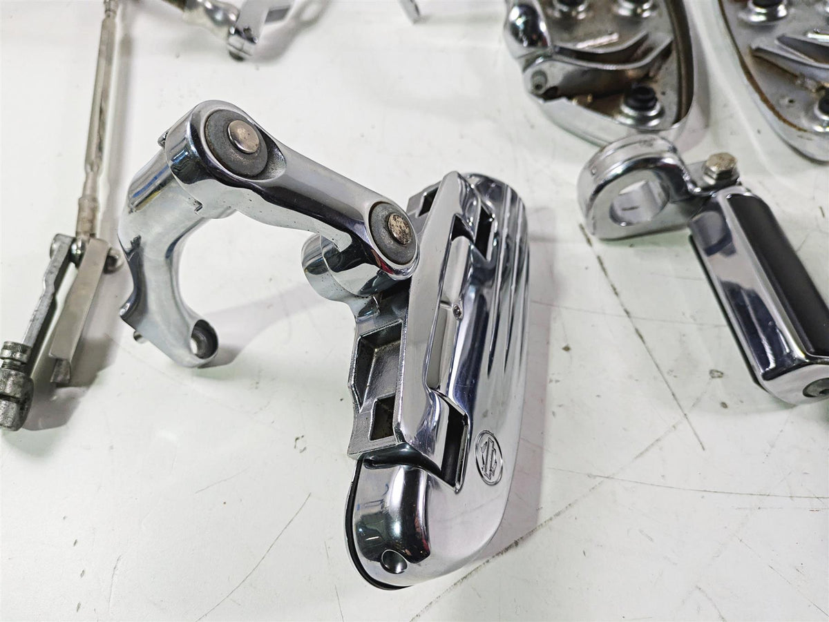 2007 Harley Touring FLHTCU SE CVO E-Glide Full Chrome Floor Board Set 50688-04 {{ shop.shopifyCountryName }} - Mototech271