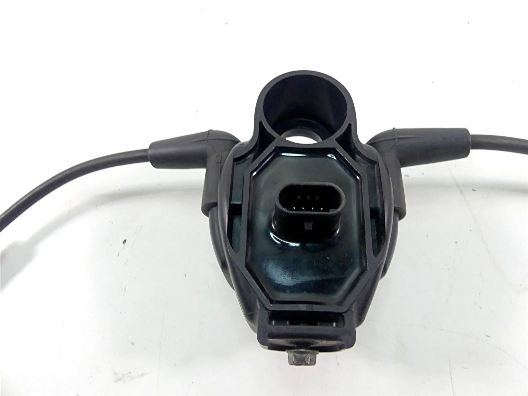 2011 Harley Softail FXS Blackline Ignition Coil Wires Plug Set 31684-11 32001-08 {{ shop.shopifyCountryName }} - Mototech271