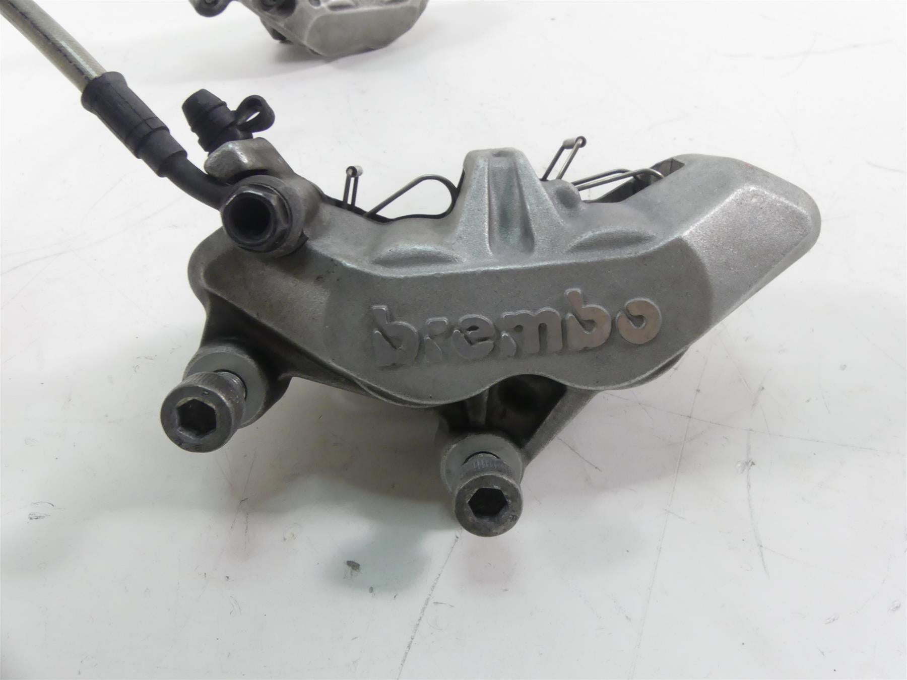 2006 Ducati 999 Biposto Front Brembo Brake Caliper Set 61040501A 61040491A {{ shop.shopifyCountryName }} - Mototech271
