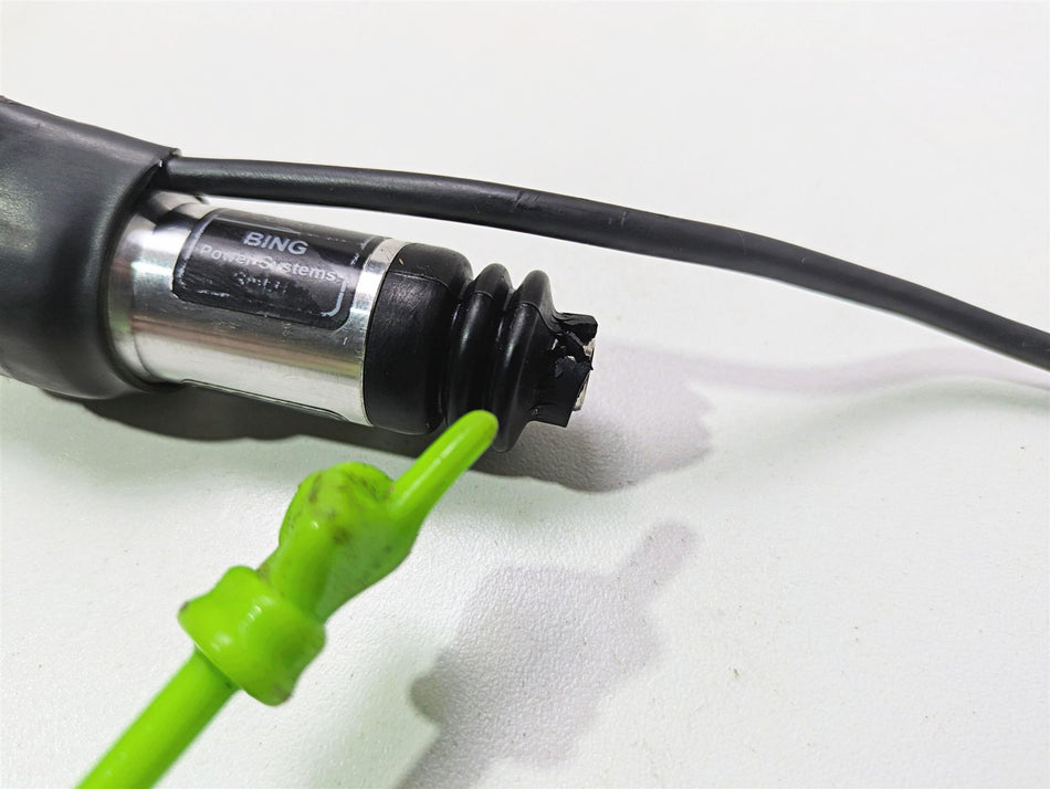 2024 Triumph Street Triple 765 R Quickshifter Quick Shifter - Read T2085435 {{ shop.shopifyCountryName }} - Mototech271
