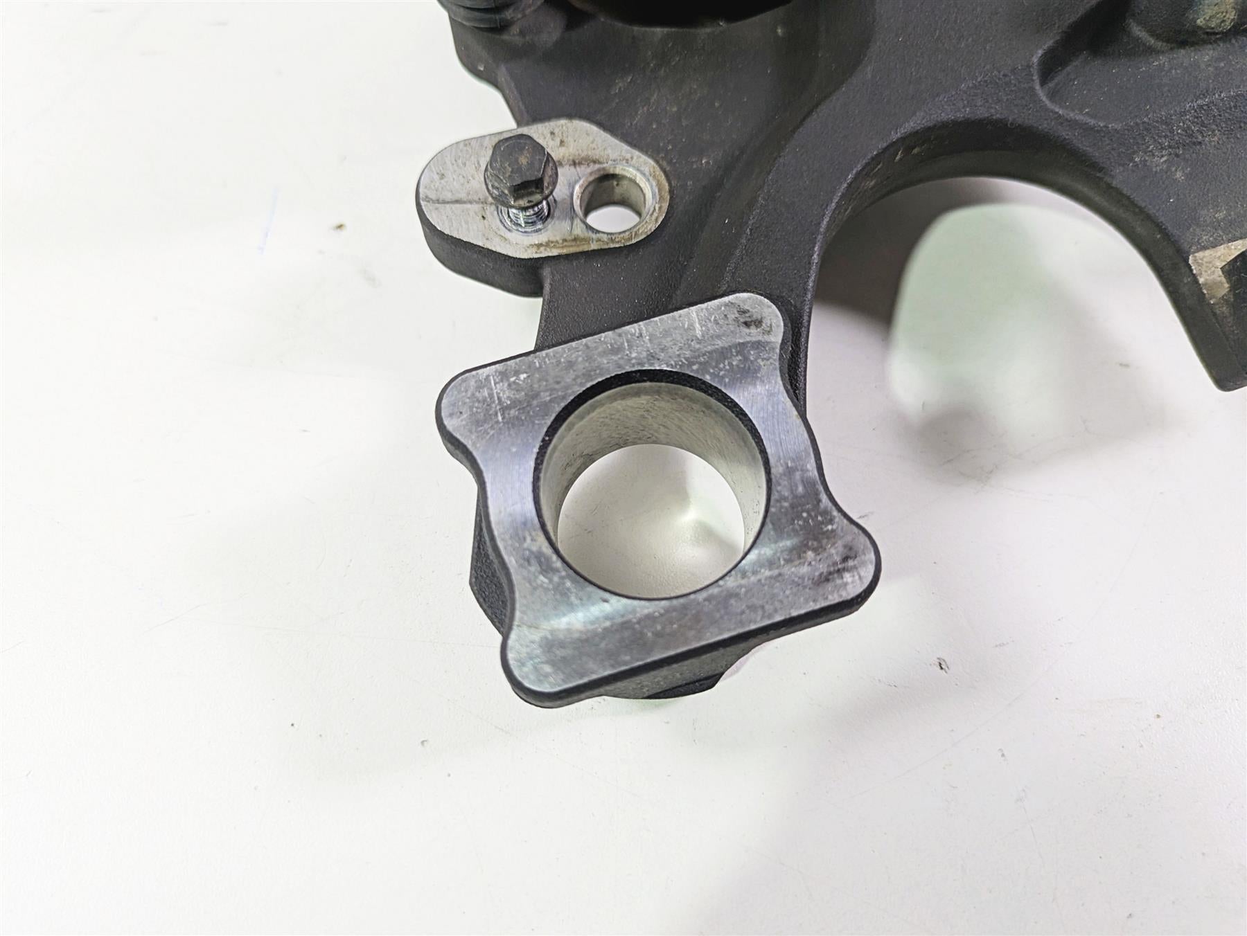 2020 Suzuki V-Strom 1050 XT Tokico Rear Brake Caliper & Bracket 69100-31J00-999 {{ shop.shopifyCountryName }} - Mototech271