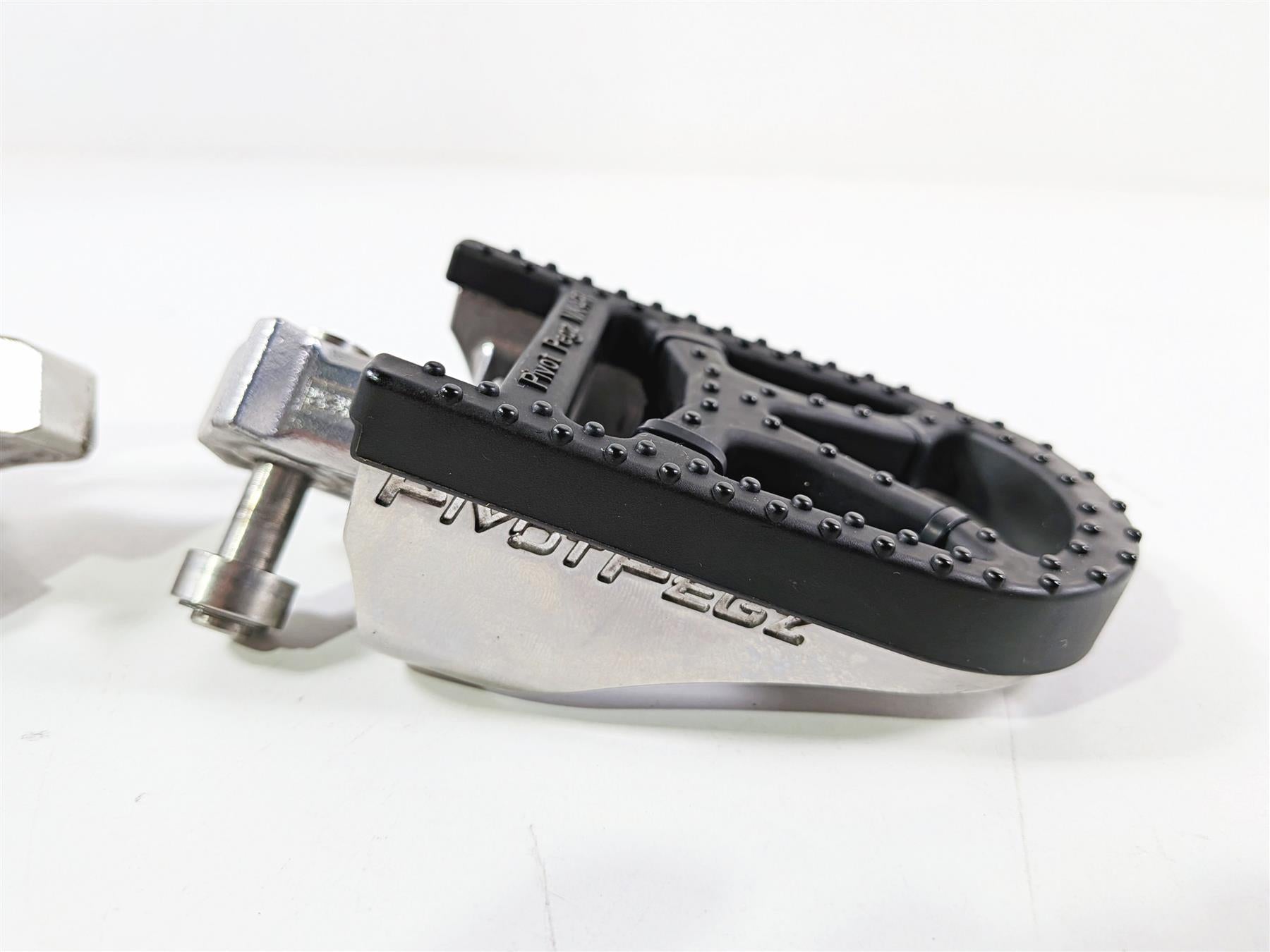 2021 BMW R1250GS K51 Adventure Front Pivotpegz MK4 Foot Peg Set PGZ-PP-60MK4-1-Mototech271