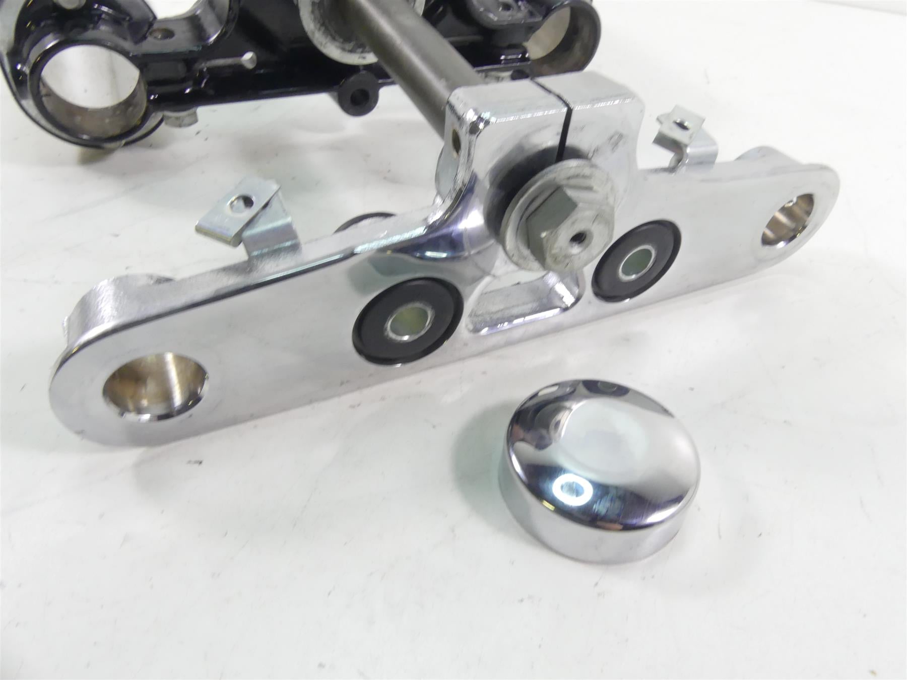 2017 Harley FLS Softail Slim Upper & Lower Triple Tree Set 45456-86B 45605-00A {{ shop.shopifyCountryName }} - Mototech271