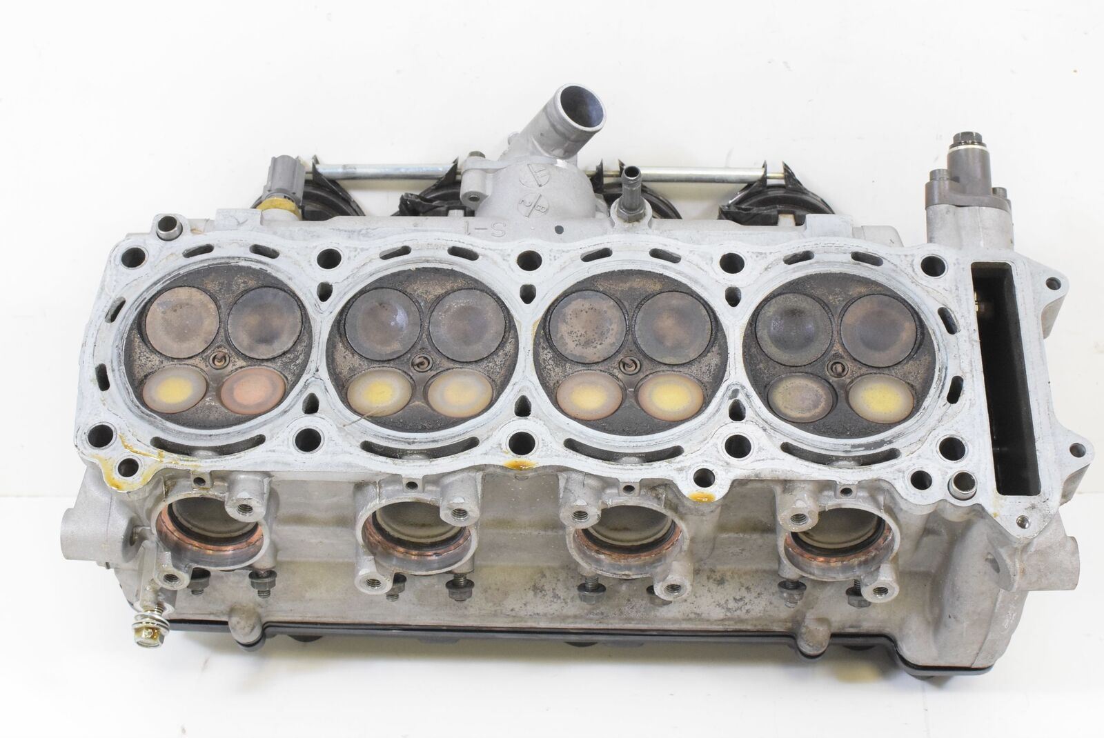 2005 Suzuki GSX1300 R Hayabusa Perfect Cylinderhead Cylinder Head 18K 11100-24F0 {{ shop.shopifyCountryName }} - Mototech271