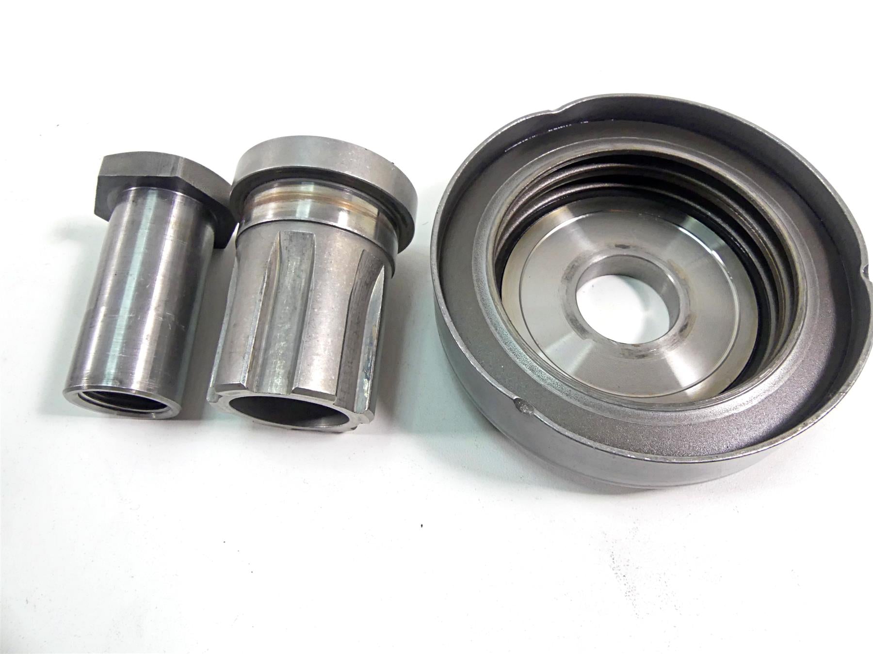 2003 Harley Touring FLHTCI E-Glide 100TH Primary Drive Clutch Kit 35k 37802-98B {{ shop.shopifyCountryName }} - Mototech271