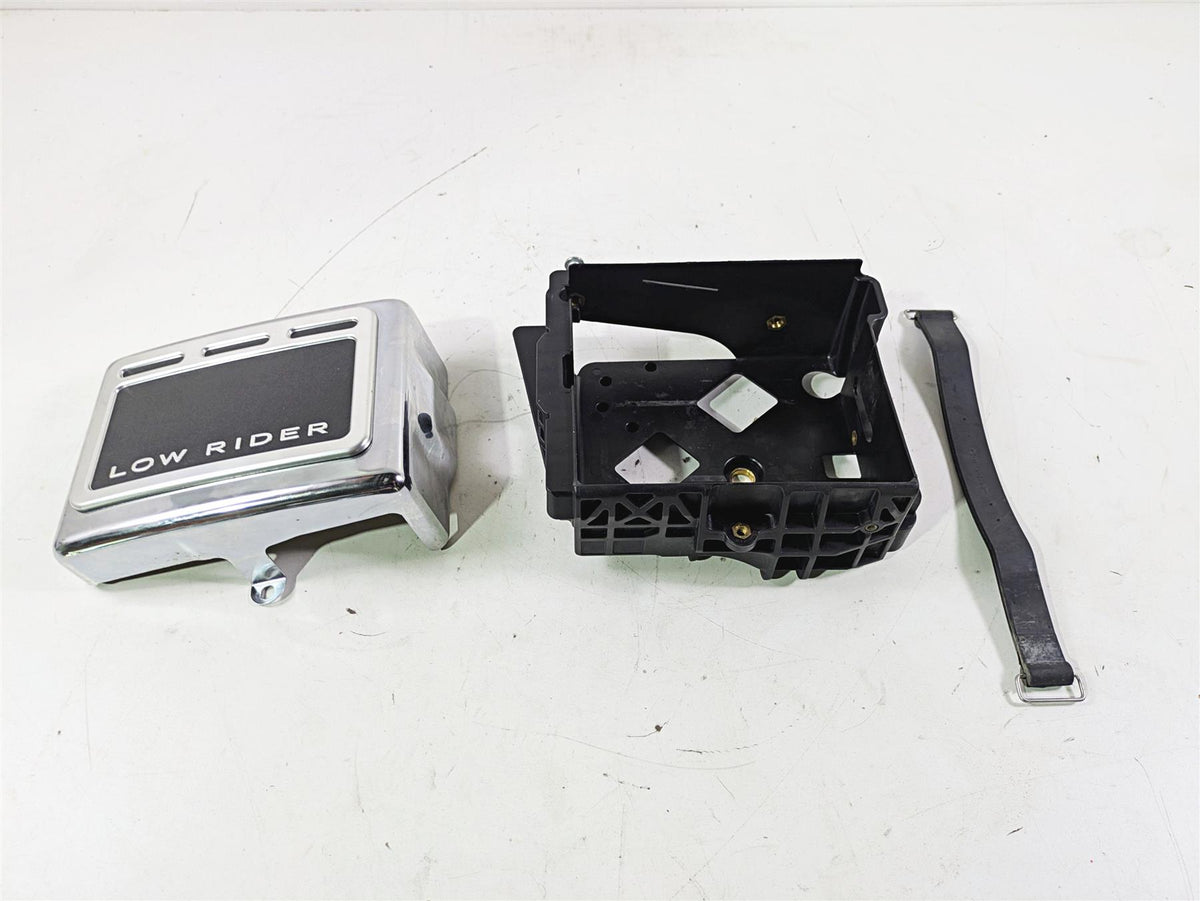 2015 Harley FXDL Dyna Low Rider Battery Tray & Cover 70379-06B {{ shop.shopifyCountryName }} - Mototech271