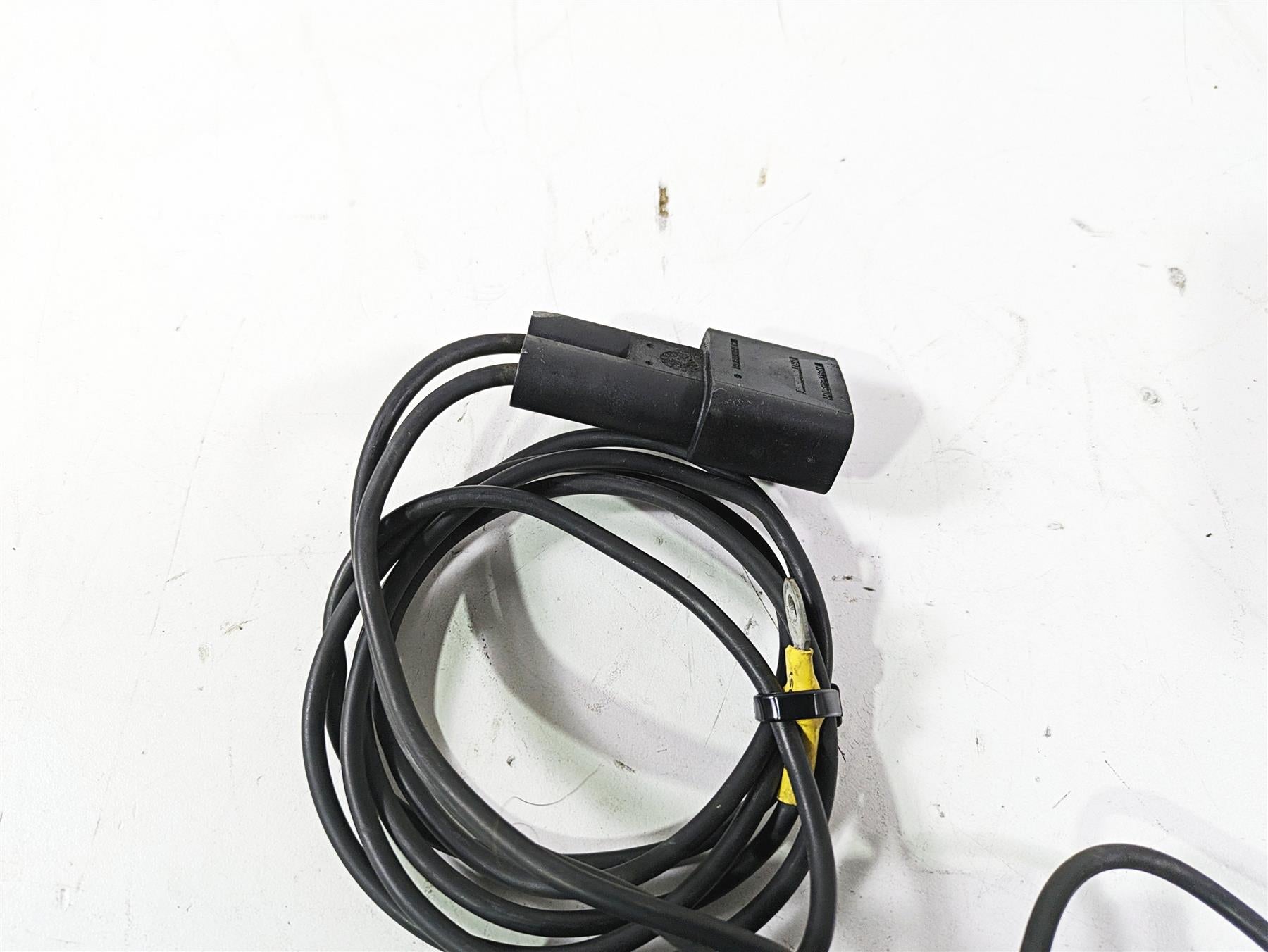 2003 Harley Dyna FXDL Low Rider 100TH Rectifier Voltage Regulator 74518-99A {{ shop.shopifyCountryName }} - Mototech271
