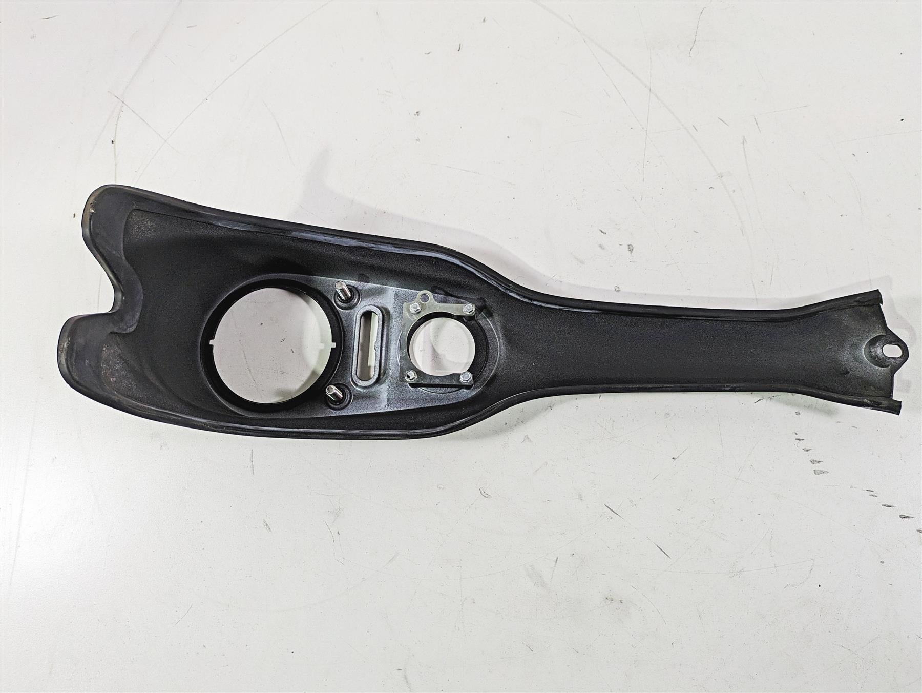 2017 Harley Dyna FXDB Street Bob Upper Tank Dash Speedometer Panel 70900209 {{ shop.shopifyCountryName }} - Mototech271