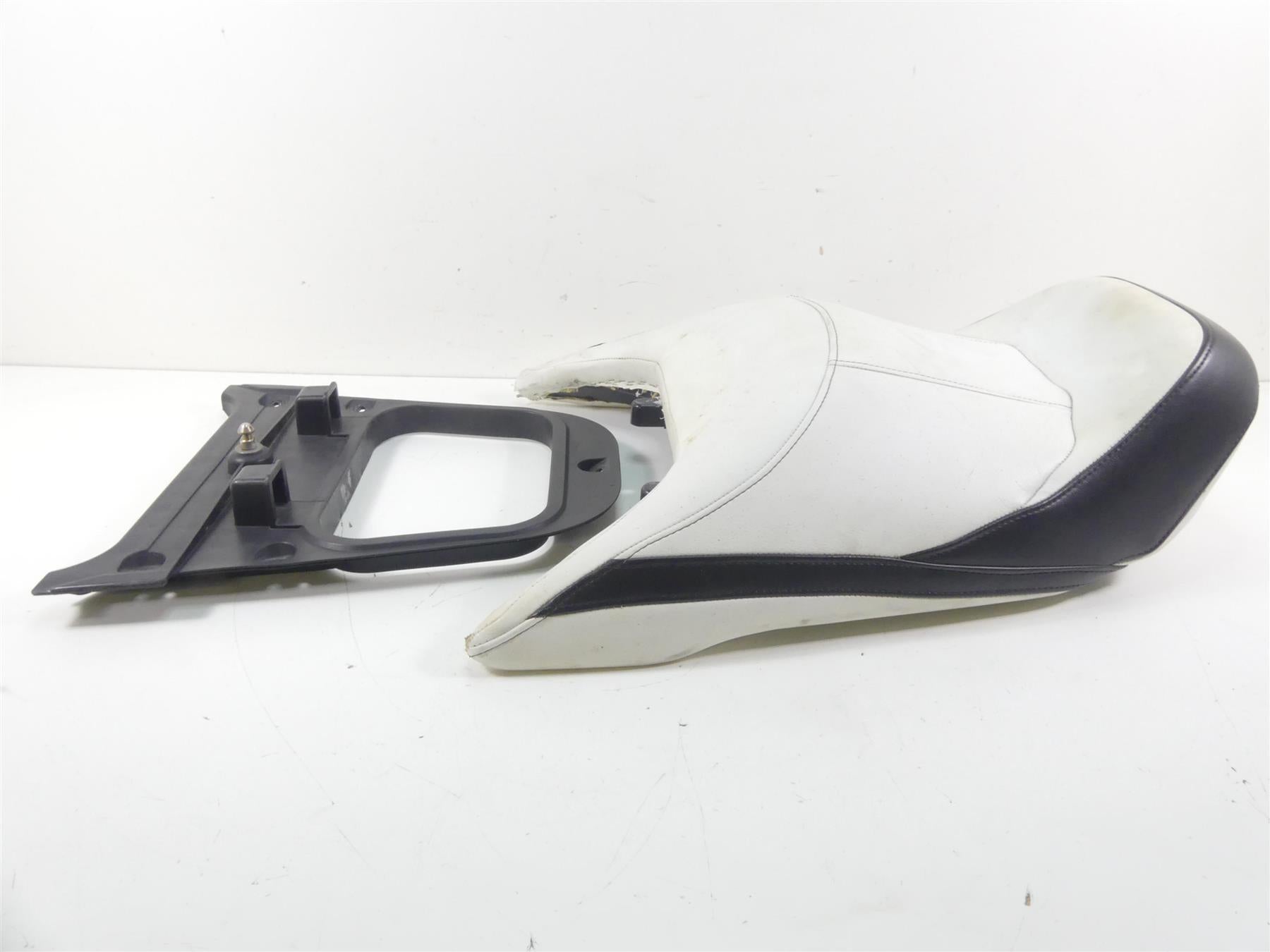 2018 Yamaha Waverunner VX 1800 Cruiser Rear Seat Saddle F2X-U372A-60-00-80 {{ shop.shopifyCountryName }} - Mototech271
