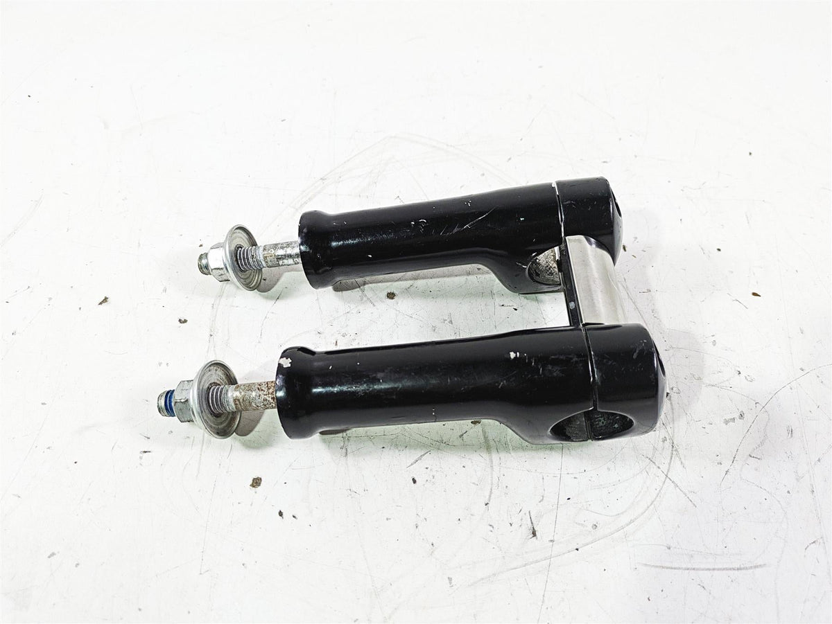 2021 Harley Softail FLSL Slim Handlebar Riser Holder Clamp 55984-07 {{ shop.shopifyCountryName }} - Mototech271