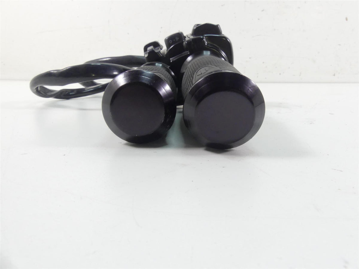 2013 Harley Touring FLTRX Road Glide Right Hand Cruise Control Switch 71684-06A {{ shop.shopifyCountryName }} - Mototech271