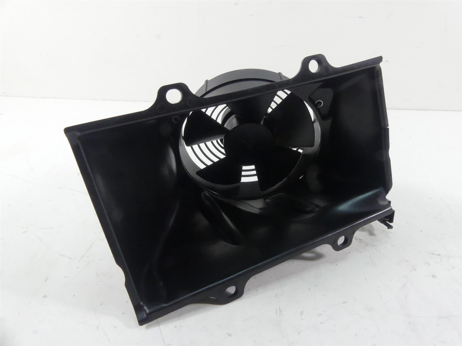 2015 Eric Buell Racing 1190SX Right Coolant Fan & Shroud Set 1678254 {{ shop.shopifyCountryName }} - Mototech271