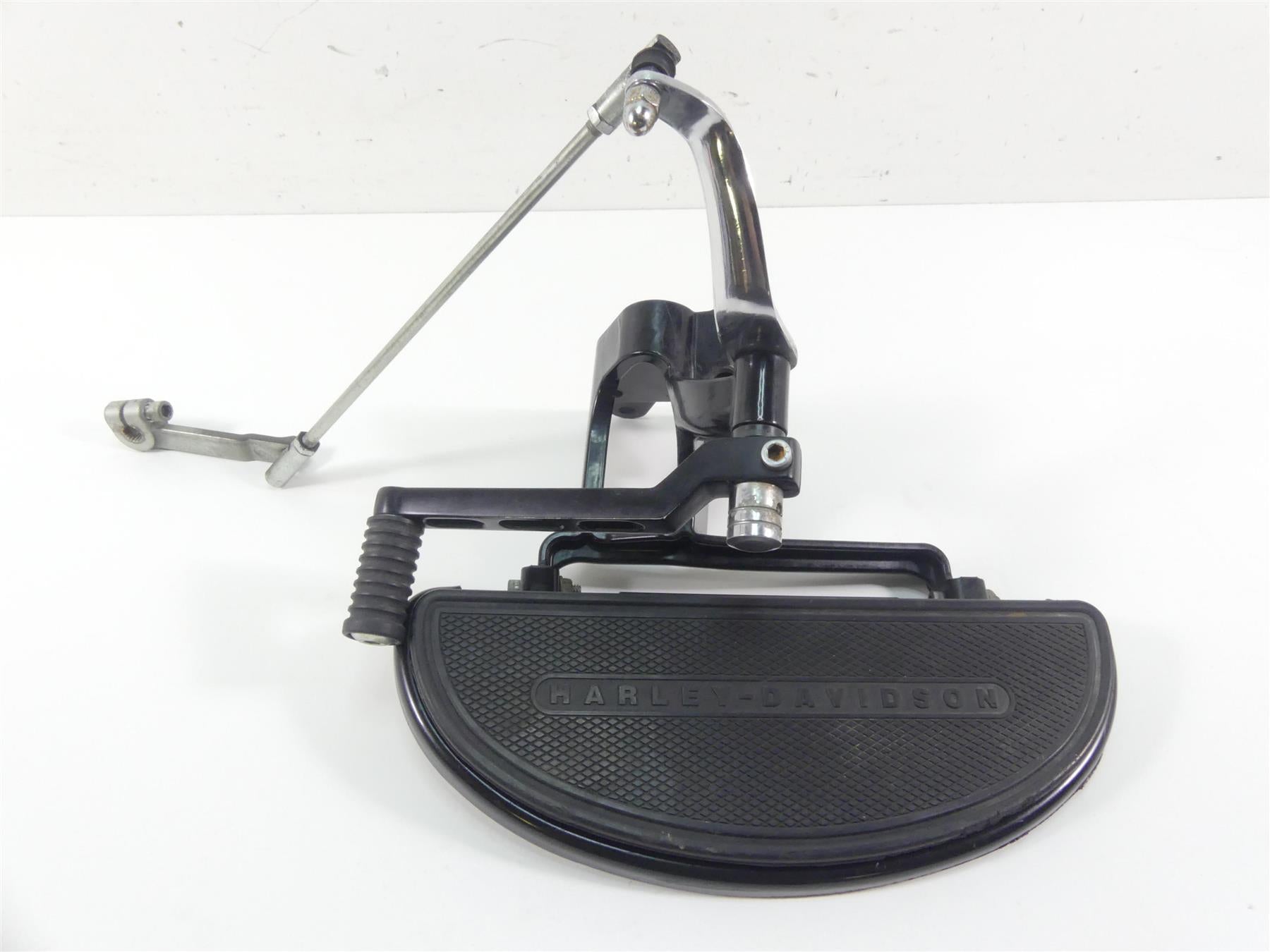 2008 Harley Softail FLSTSB Cross Bones Left Floorboard & Shifter Set 33630-07A | Mototech271