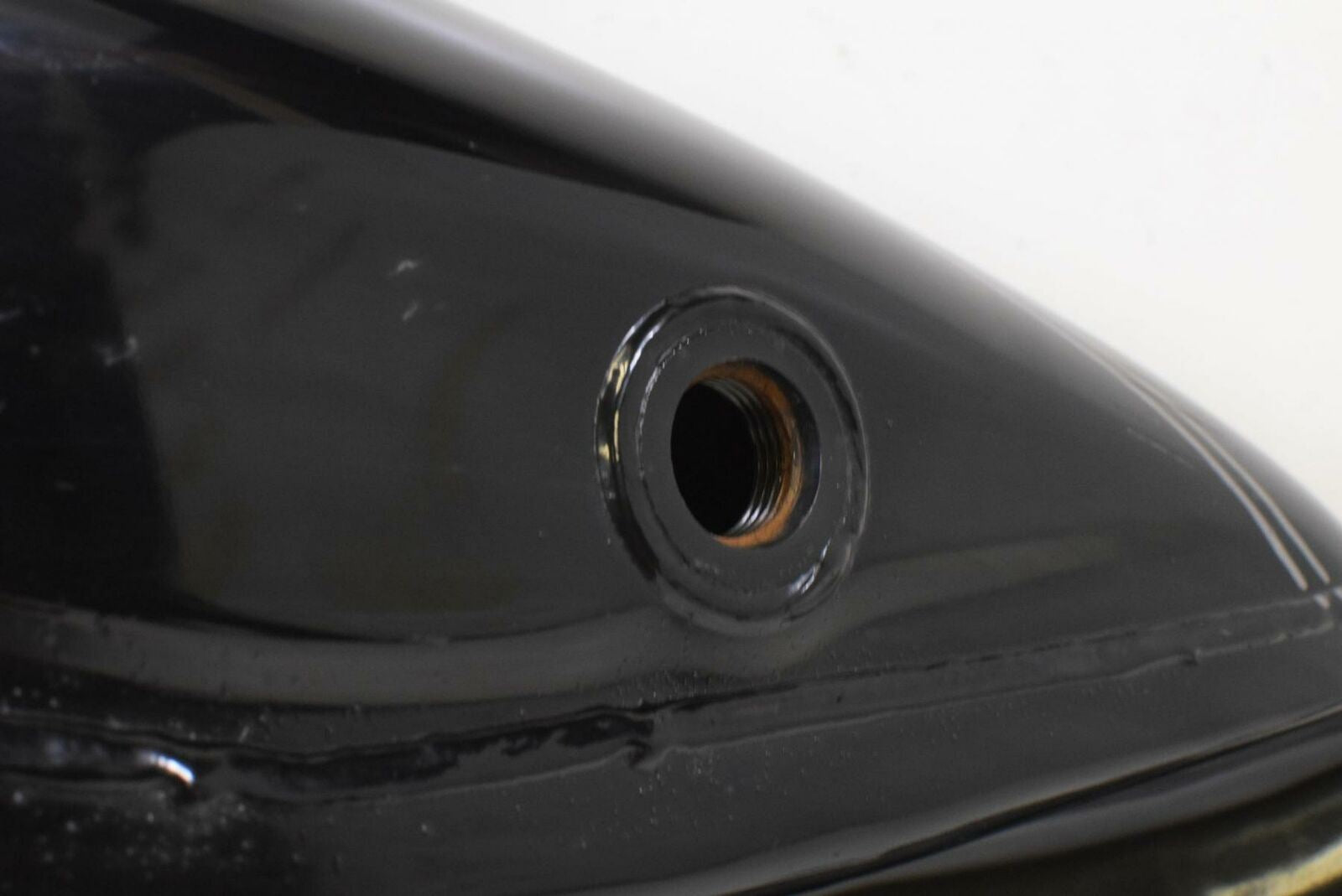 2016 Harley Touring FLHTCU Electra Glide Fuel Gas Petrol Tank - Dented 61356-08 {{ shop.shopifyCountryName }} - Mototech271