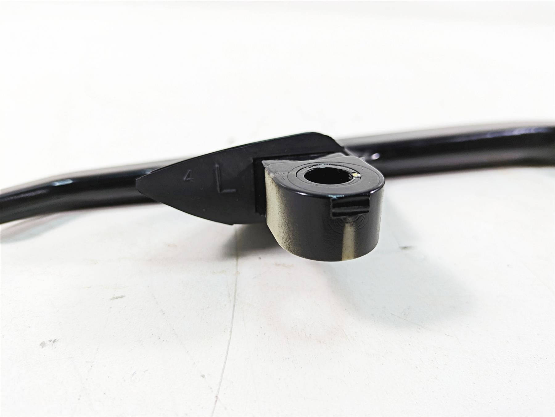 2002 Yamaha FZ1 FZS1000 Fazer Rear Left Passenger Grab Handle 5LV-2474A-00 {{ shop.shopifyCountryName }} - Mototech271