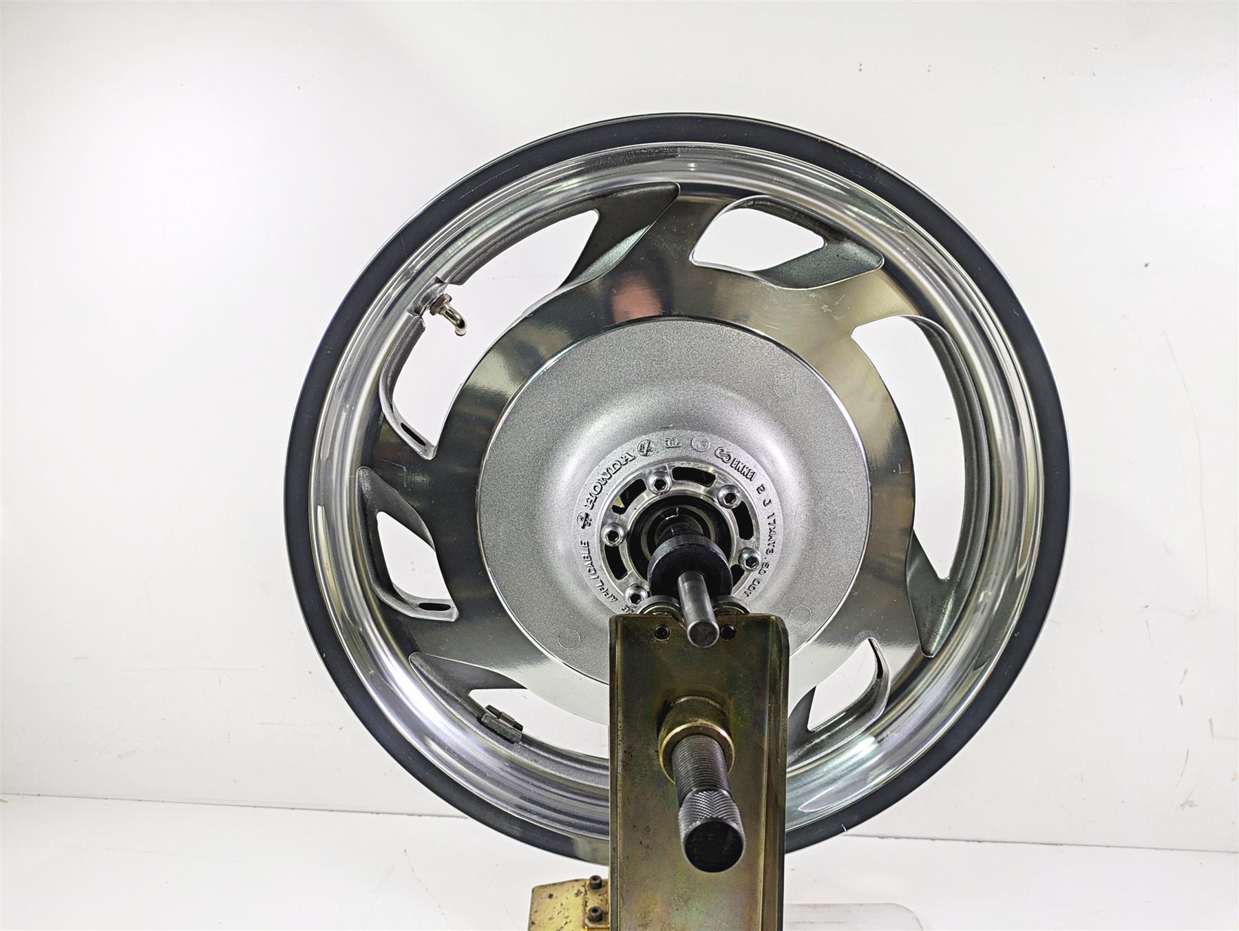 2002 Honda GL1500 CD Valkyrie Deluxe Nice Front Wheel Rim 17x3.5 44650-MZ0-B22 {{ shop.shopifyCountryName }} - Mototech271