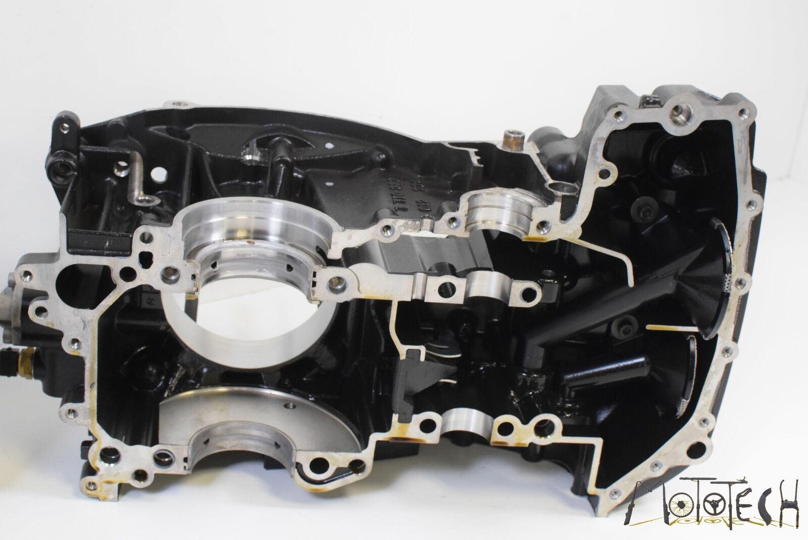 2015 BMW R nineT nine T K21 OEM Crank Case Crankcase Engine Motor 11117710369 {{ shop.shopifyCountryName }} - Mototech271