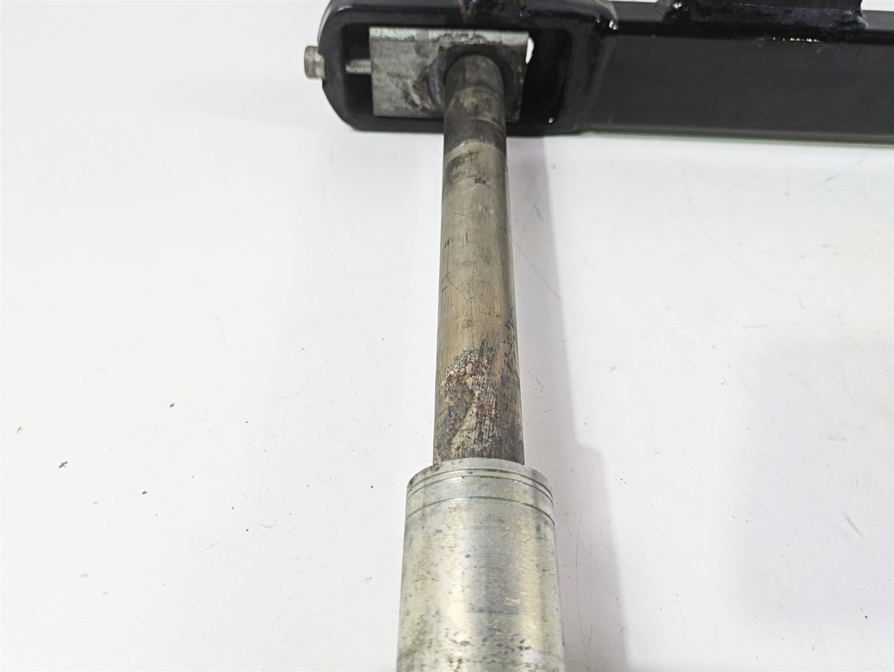 2010 Harley Dyna FXDB Street Bob Rear Swingarm & Axle 47820-10 {{ shop.shopifyCountryName }} - Mototech271