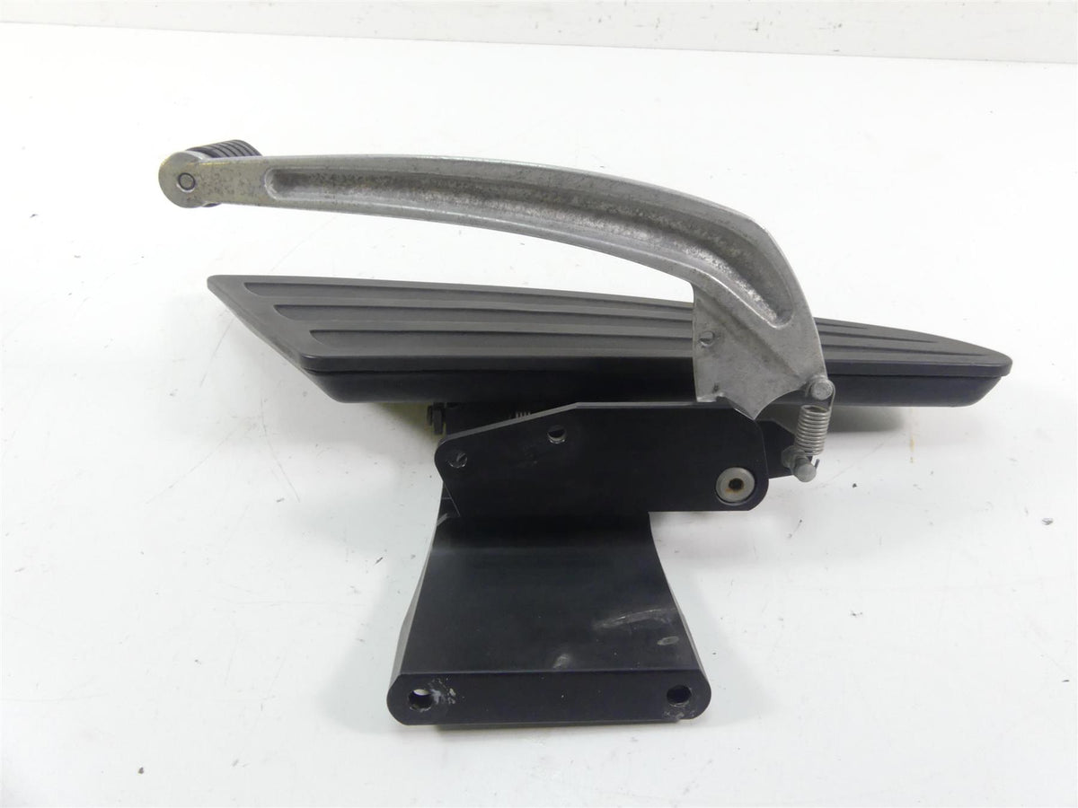 2013 Victory Cross Country Front Right Floorboard & Brake Pedal 1021216 5134178 {{ shop.shopifyCountryName }} - Mototech271