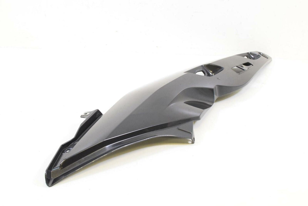 2011 BMW R1200RT R1200 RT K26 Right Tail Fairing Cover -Thundergrey 46637681572 {{ shop.shopifyCountryName }} - Mototech271