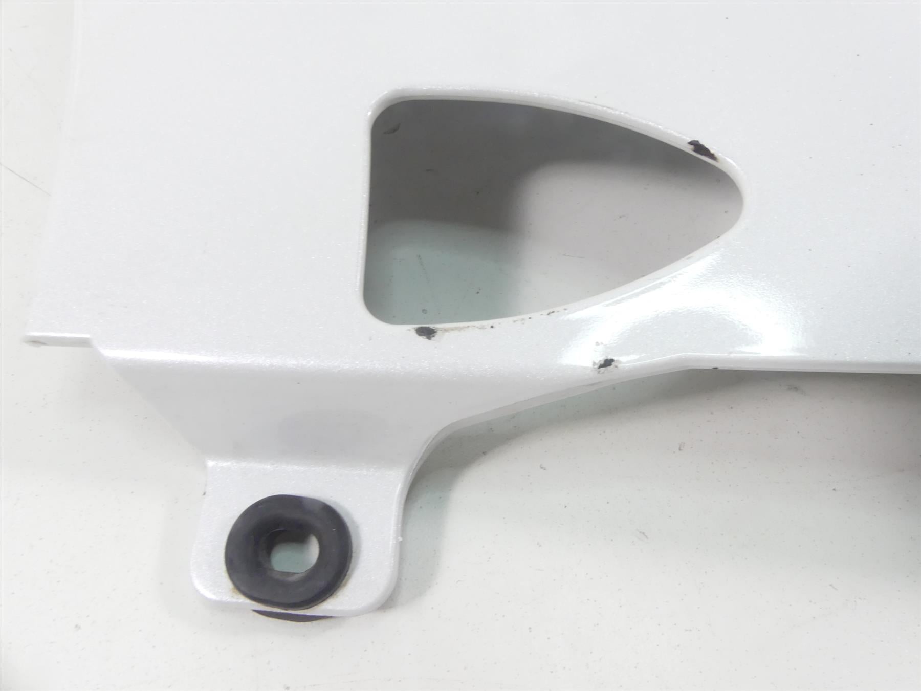 2020 Indian Roadmaster White Right Lower Side Cover Fairing Plastic Cowl 5456034 {{ shop.shopifyCountryName }} - Mototech271