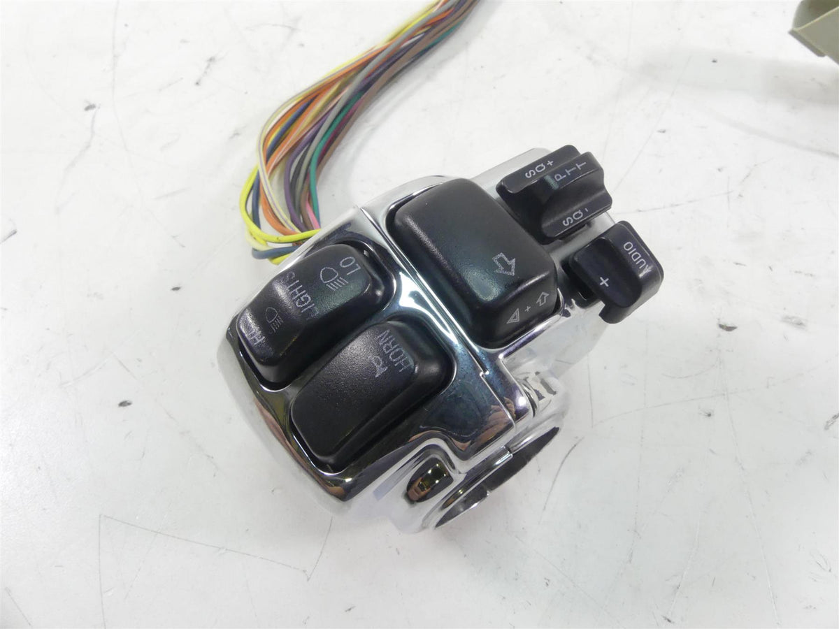 2007 Harley FLHTCU SE2 CVO Electra Glide Left Hand Control Switch 71682-06A {{ shop.shopifyCountryName }} - Mototech271