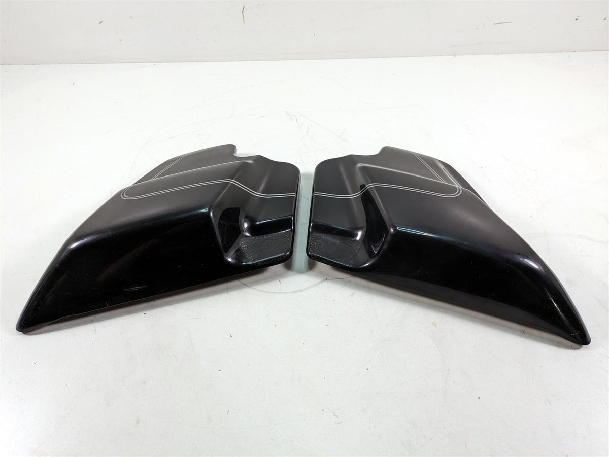 2006 Harley Touring FLHTCUI Electra Glide Vivid Black Side Cover Fairin 66670-97 {{ shop.shopifyCountryName }} - Mototech271
