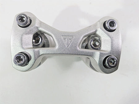 2024 Triumph Street Triple 765 R Handlebar Mounts Risers T2043974 T2043979 {{ shop.shopifyCountryName }} - Mototech271