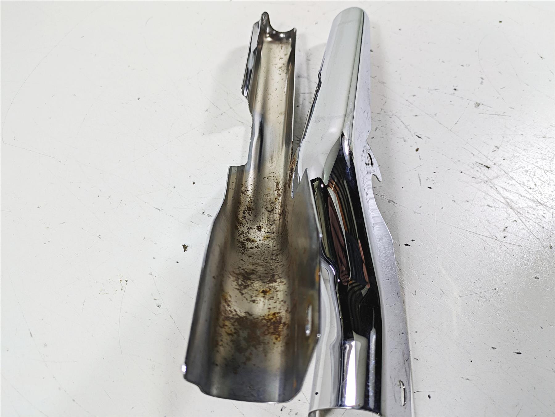 2003 Harley Touring FLHTCUI 100TH E-Glide Rear Frame Chrome Struts 47504-97 {{ shop.shopifyCountryName }} - Mototech271