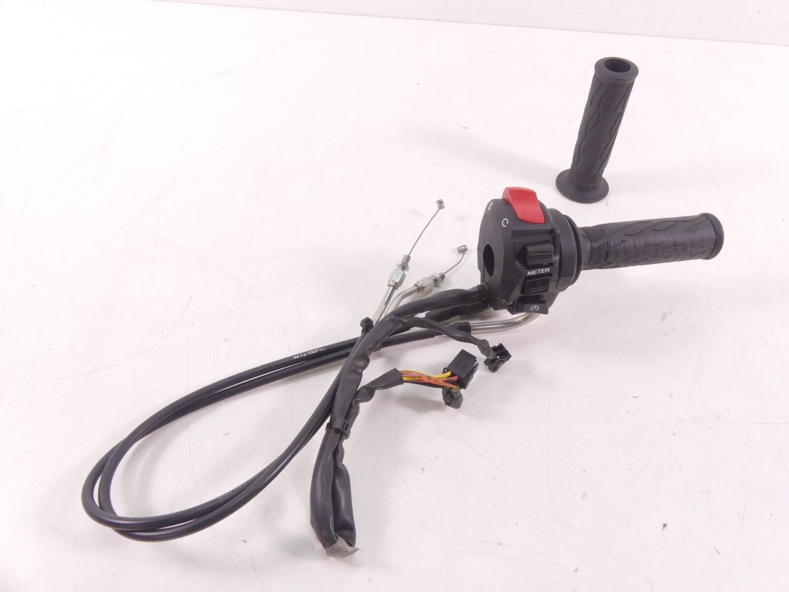 2018 Suzuki GSXR750 Right Control Switch Start Kill Throttle Grip Set 37200-47H3