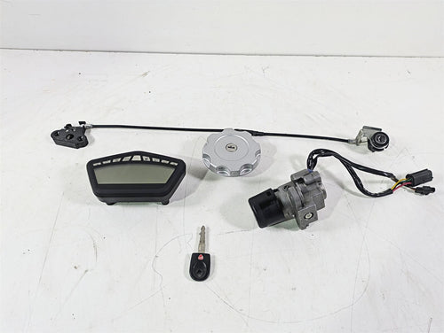 2015 Ducati Hypermotard 821 SP Speedometer Ignition Switch Key 17k Set 40610951F | Mototech271