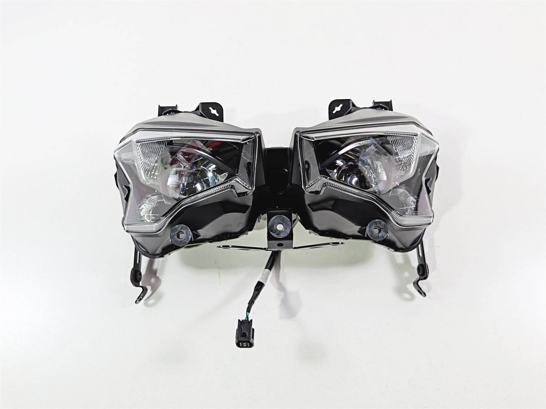 2024 Kawasaki EX500 Ninja 40th An. Front Headlight Head Light Lamp 23004-0461 {{ shop.shopifyCountryName }} - Mototech271