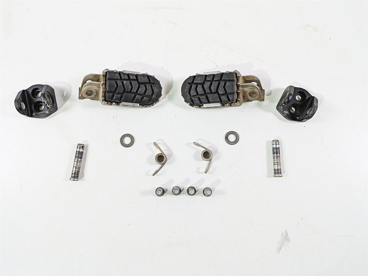 2020 KTM 1290 Super Adventure R Rider Footpeg Set & Clips & Bolts 60003040133 {{ shop.shopifyCountryName }} - Mototech271