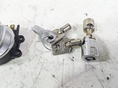 2002 Harley FLSTC Softail Heritage Ignition Switch Steering Lock 2 Keys 71313-96 {{ shop.shopifyCountryName }} - Mototech271