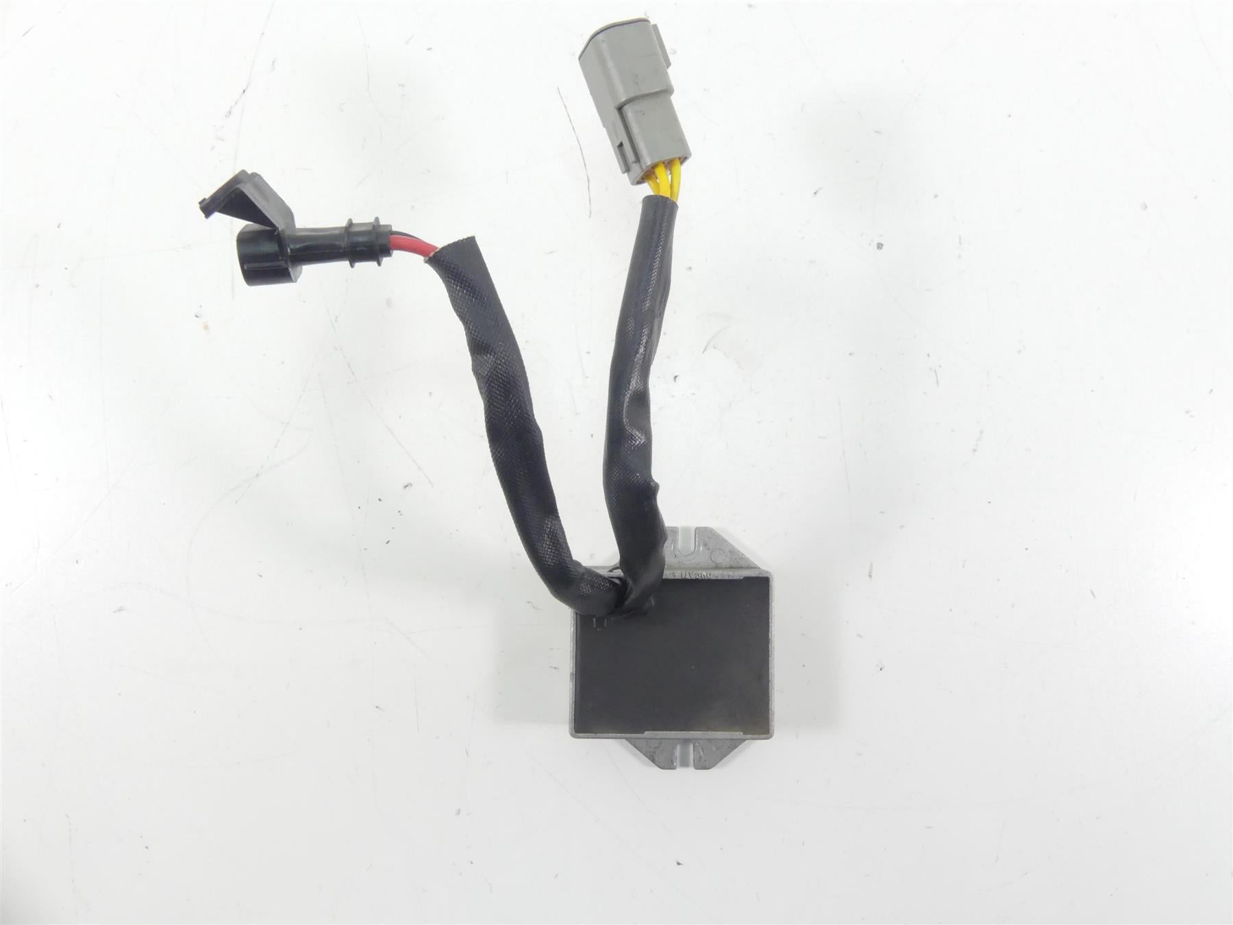 2009 Buell 1125 CR Rectifier Voltage Regulator Y0302.1AMC {{ shop.shopifyCountryName }} - Mototech271