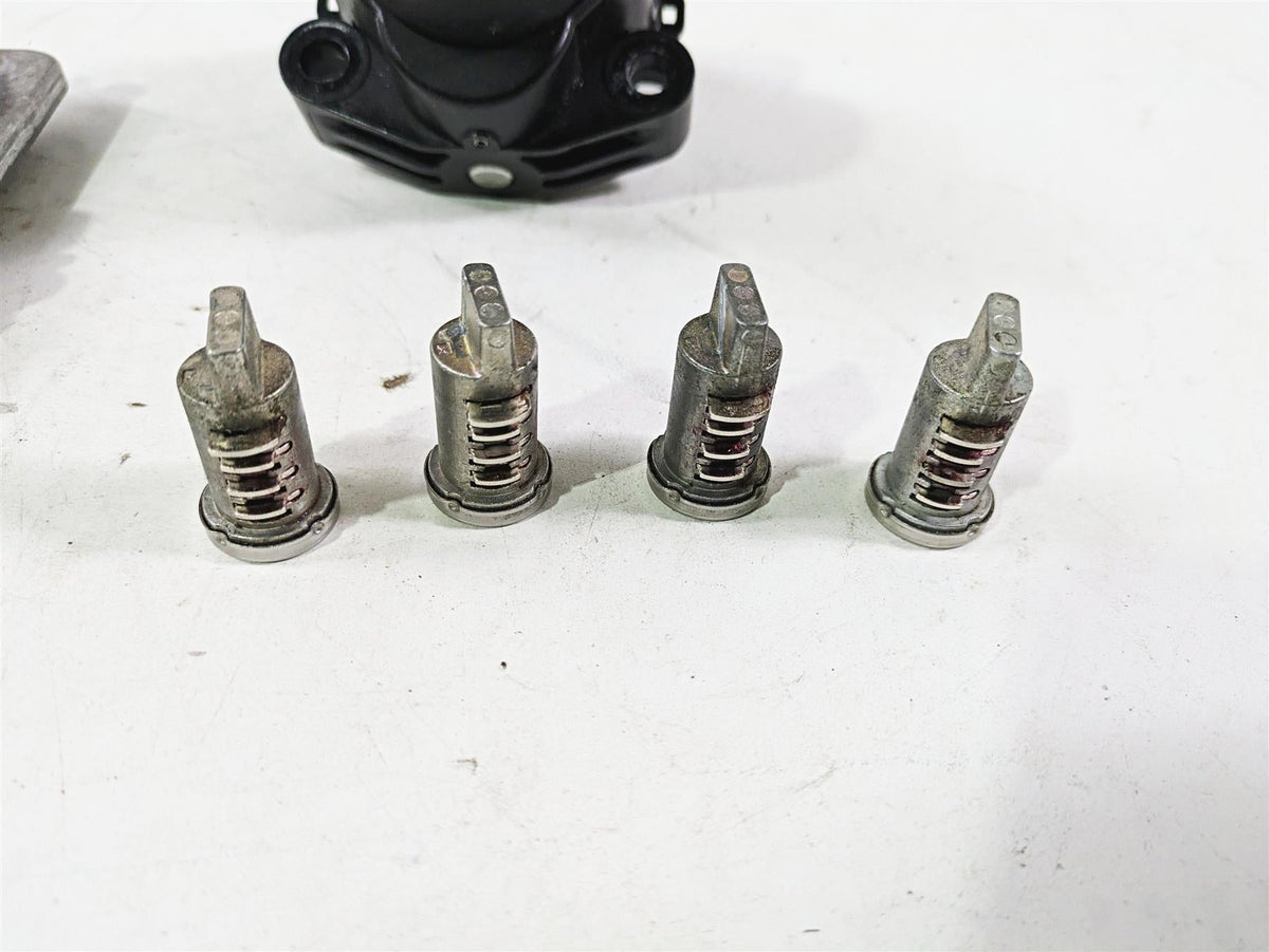 2021 BMW R1250GS K51 Adv Cdi Ecm Ignition Switch Key Set 66127108713 13619457511 {{ shop.shopifyCountryName }} - Mototech271
