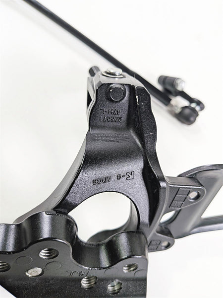 2024 Suzuki GSXR600 Left Front Footpeg & Shifter 43521-47H20 25600-14J11 {{ shop.shopifyCountryName }} - Mototech271