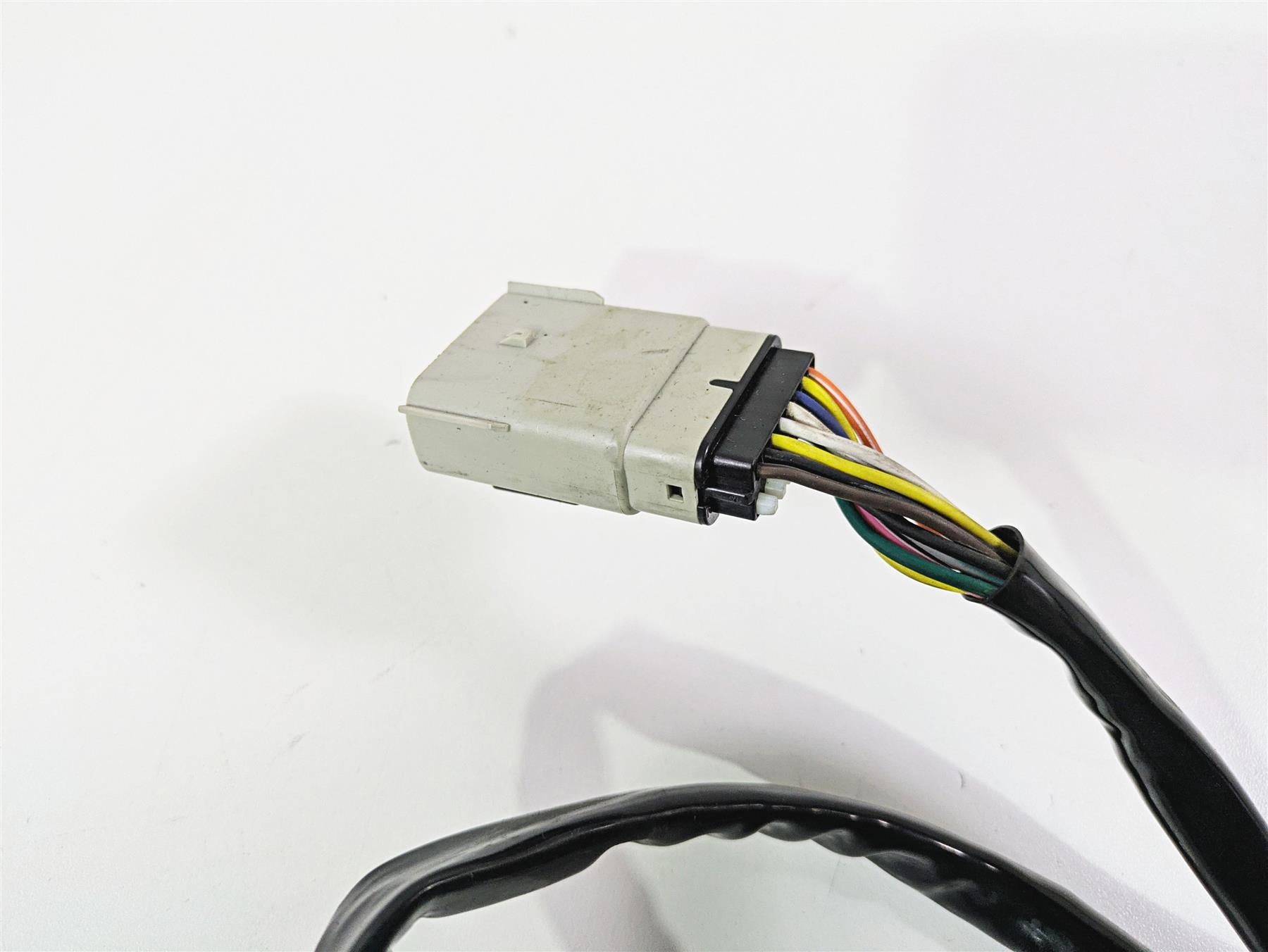 2009 Harley Touring FLHX Street Glide Left Hand Blinker Control Switch 71682-06A {{ shop.shopifyCountryName }} - Mototech271