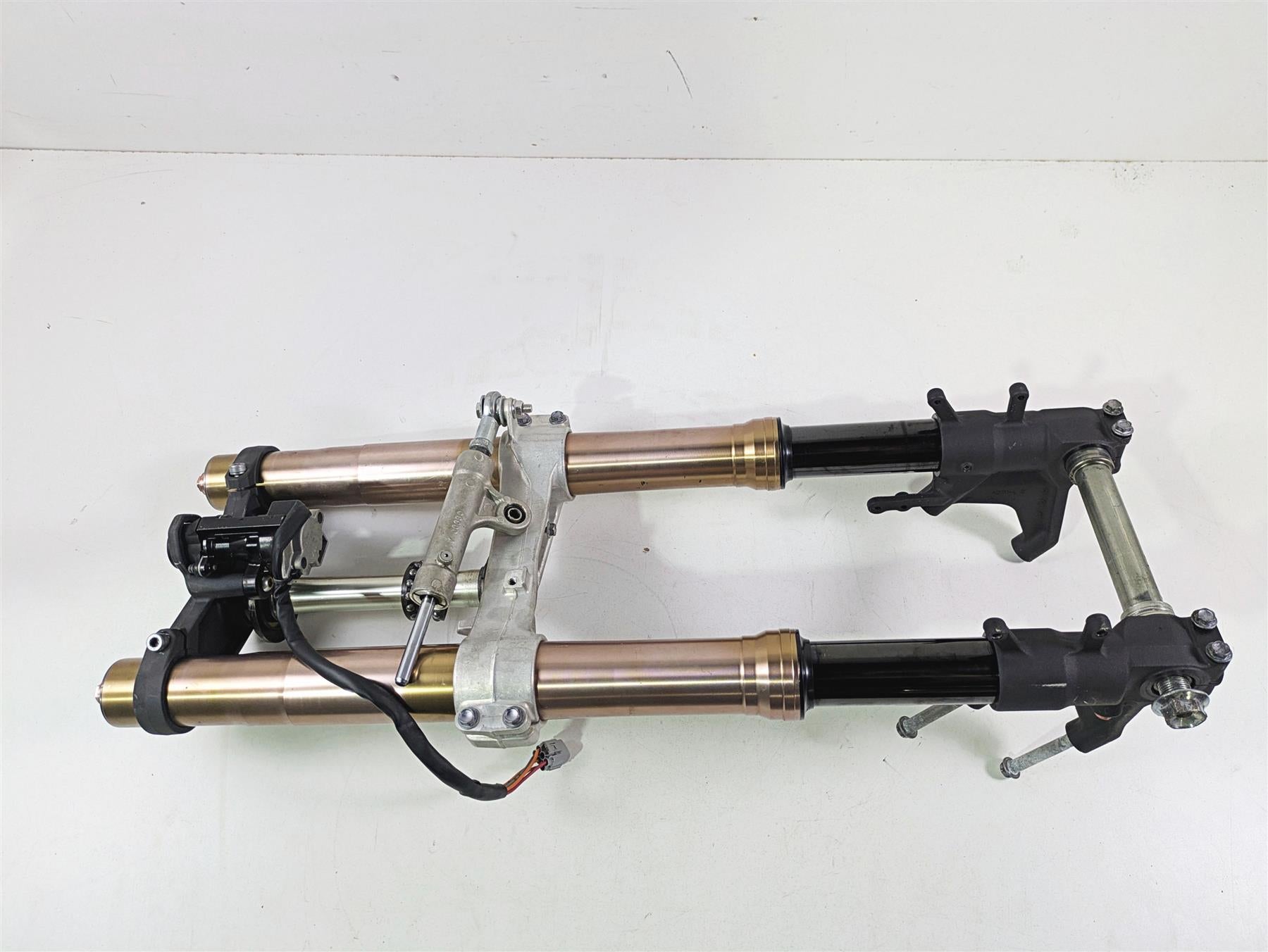 2006 Suzuki GSXR1000 K6 Straight Front Fork Triple Tree Damper Set 51103-41G20