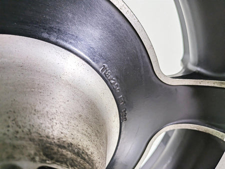 2010 Harley Touring FLHX Street Glide Front Wheel Rim 18x3.5 43300164 {{ shop.shopifyCountryName }} - Mototech271