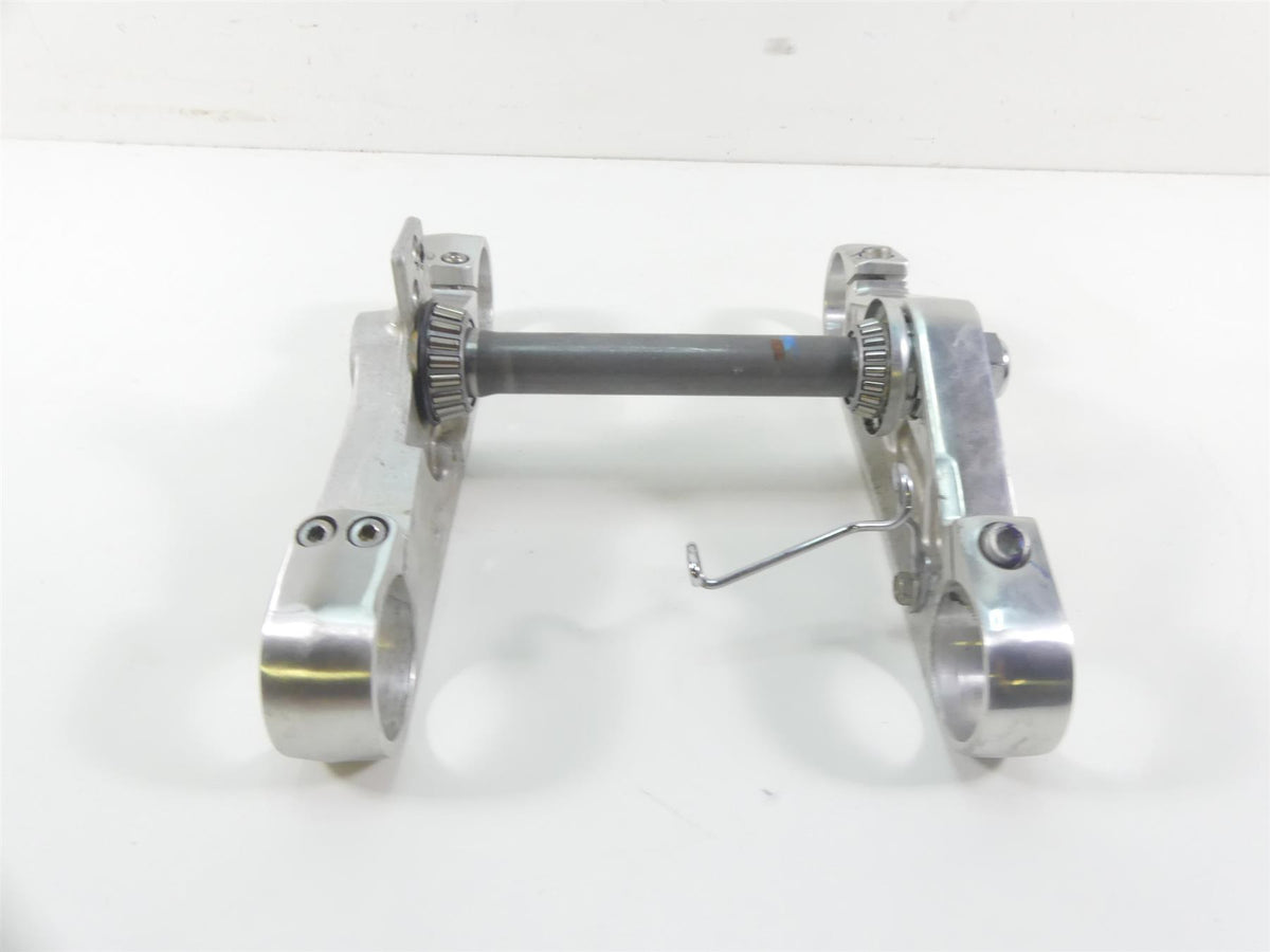 2007 Honda VTX1800 T1 Upper & Lower Triple Tree Set 53230-MCV-000 53219-MCH-000 {{ shop.shopifyCountryName }} - Mototech271